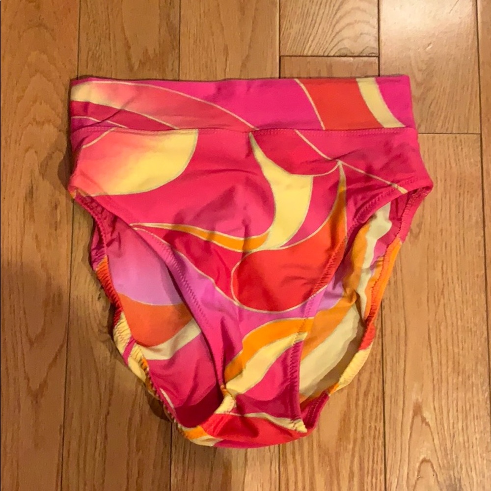 Tara Grinna NWOT Swimsuit Bottoms